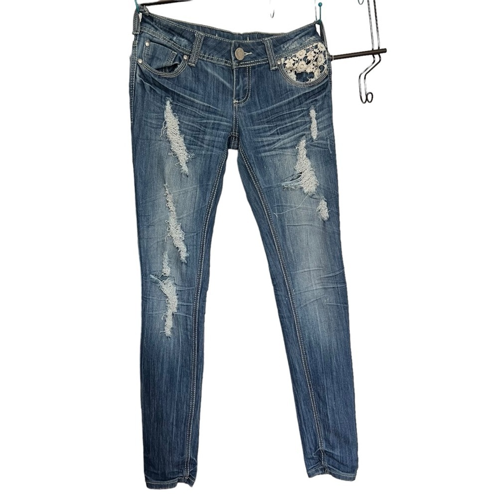 Almost Famous Denim Ripped Skinny‎ Jeans SZ 3 Blue Distressed Floral Lace Detail